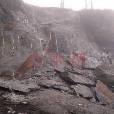 河北某建設公司邊坡處理工程